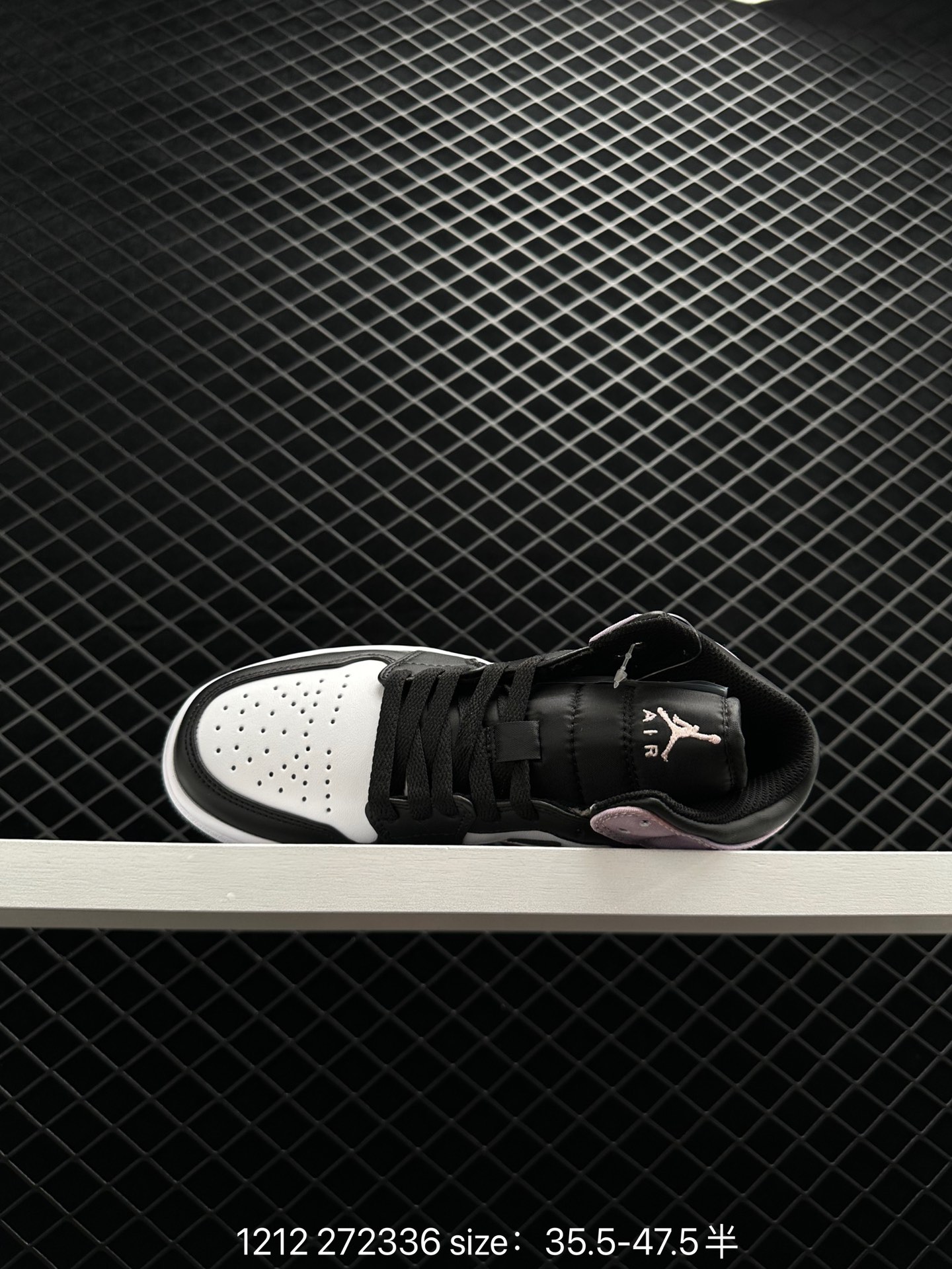 Air Jordan 1 Mid“Light Smoke Grey”